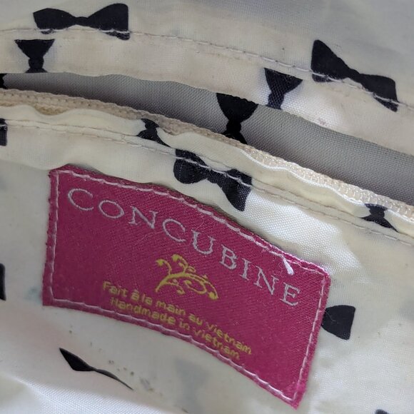 Concubine Handmade Patchwork Crossbody Bag – Boho Fabric Purse - Picture 9 of 9